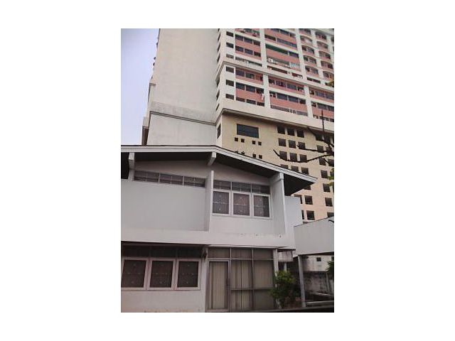 SINGLE HOUSE PHRAKHANONG EARLY SOI NEAR PHETBURI ROAD