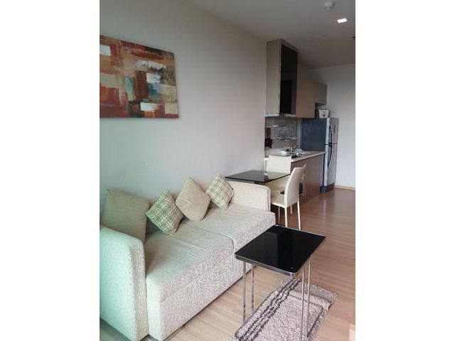 Fully furnished available!!!1bed at Rhythm sathorn