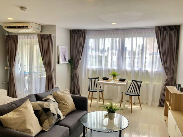 Lumpini Place Suanplu - Sathorn for rent 1 bed room & ready to move in