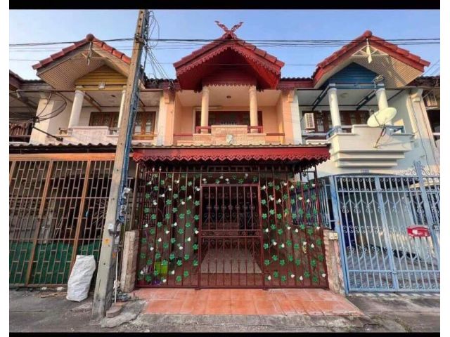 บ้านรีโนเวทพร้อมอยู่ - ใกล้ทะเลอ่างศิลาบางแสน