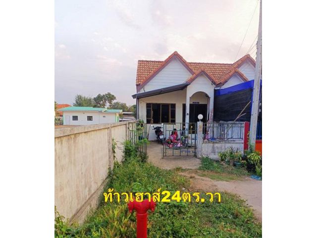 ท้าวเฮาส์24ตร.วา 2ห้องนอน1ห้องน้ำ ในหมู่บ้านบ้านสวยหินกอง อยู่ตรงข้ามวัดห้วยปลาดุก เทศบาลตำบลหินกอง