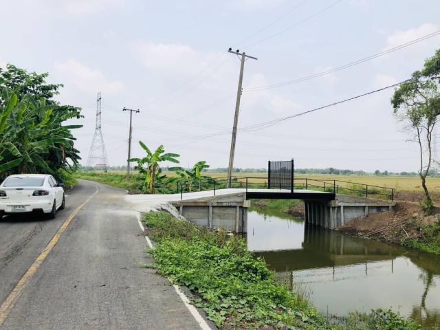 ขายที่ดินหนองจอก ถนนมิตรไมตรี 4ไร่ 76ตรว ที่สวยติดคลอง แบ่งขายได้