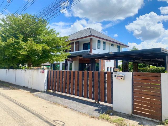 H617-Selling a 2 storey house, Pa Phai, San Sai, Chiang Mai