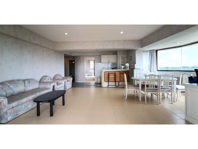 3,450,000 THB for this 2 bedroom beach condo in VIP Condochain!