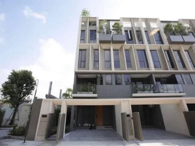 ให้เช่า ขาย ทาวน์โฮม Luxury Townhome 3.5 ชั้น โครงการ เธอ ลาดพร้าว 93