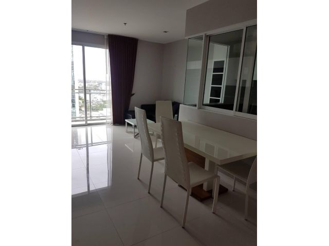 The Bloom SUkhumvit 71 for rent 2 bedrooms 2 bathrooms 71 sqm rental 27,000 baht/month