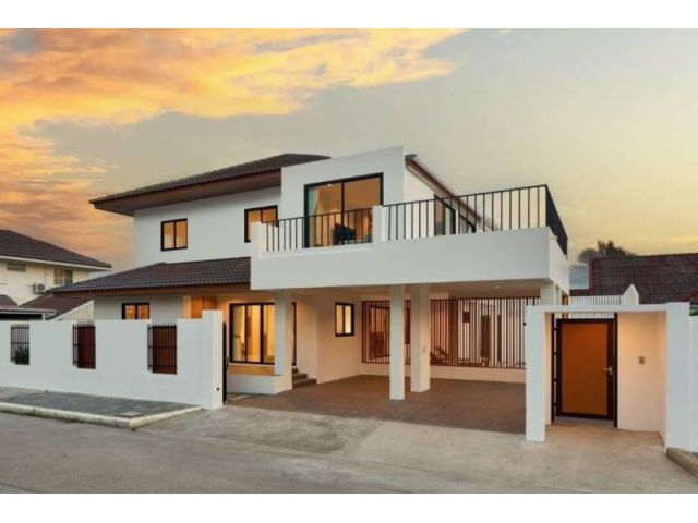 ขายบ้านPool Villa Modern ใกล้สนามบินเชียงใหม่ ราคา 8.9ล้าน ขายพร้อมผู้เช่า