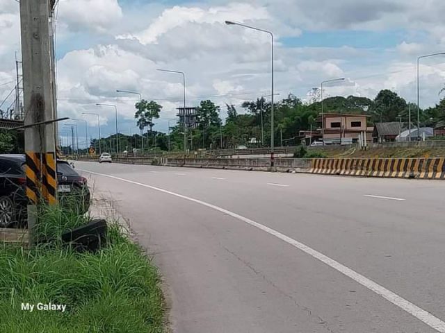 ขายที่ดินตำบลน้ำแพร่หางดงติดถนนคลองชลประทานโฉนด