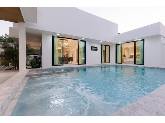 ขายบ้าน Modern Luxury Pool Villa ในหมู่บ้านวังตาล