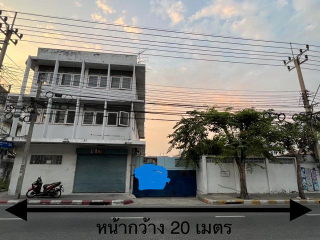 PK730ให้เช่าโกดัง ที่ดิน 393 ตร.ว. ใกล้ Bts วุฒากาศ พร้อม ตึก 3 ชั้น 2 คูหา ติดถนนใหญ่ มีที่จอดรถ