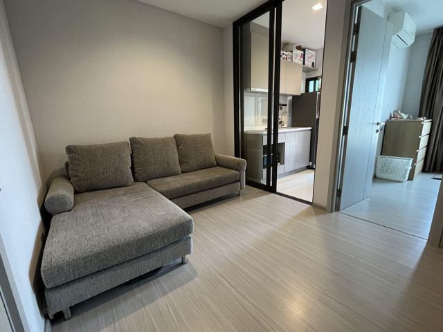 Life Sukhumvit 62 for rent 1 bedroom 1 bathroom 30 sqm rental 15,000 baht/month