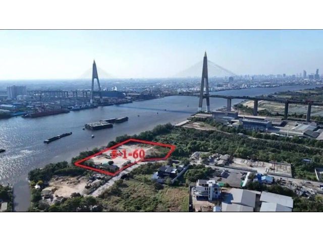 Urgent Sale Beautiful Riverside Land on the Chao Phraya River**   Land area: **5 Rai 160 Square Wah**   Ideal for buildi