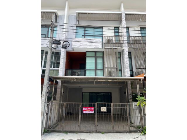 Townhouse for rent  Plex Bangna  3 bedrooms, 4 bathrooms, near Mega Bangna